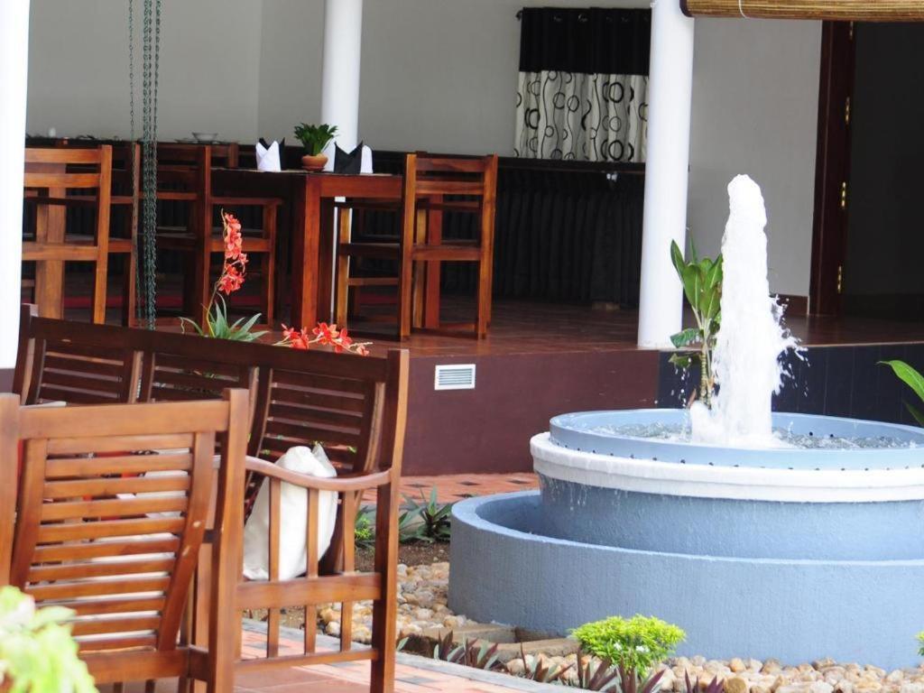 Sihilro Regency Hotel Udawalawe Exteriér fotografie